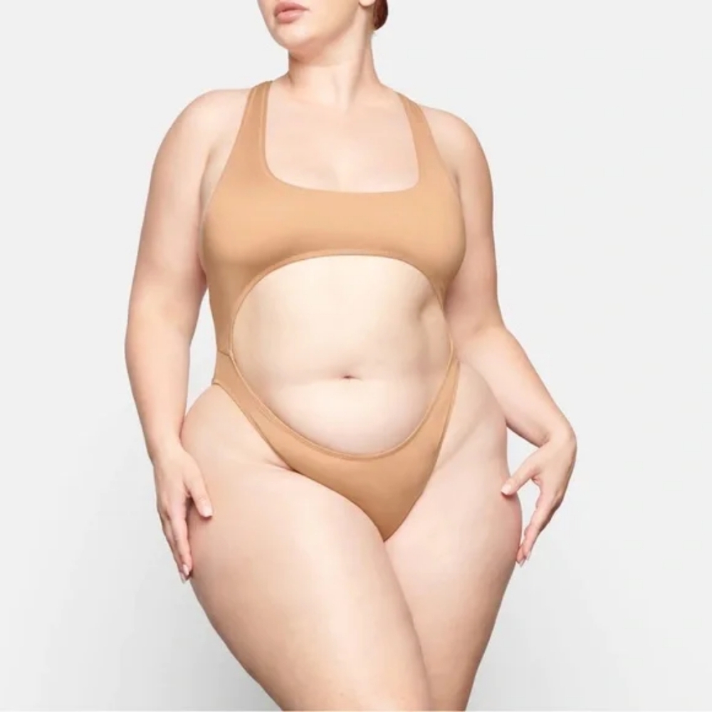 Skims Cut Out Monokini